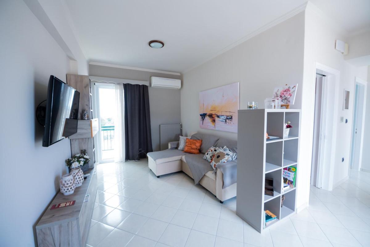 A & V Luxury Apartment - Kalamata Dış mekan fotoğraf